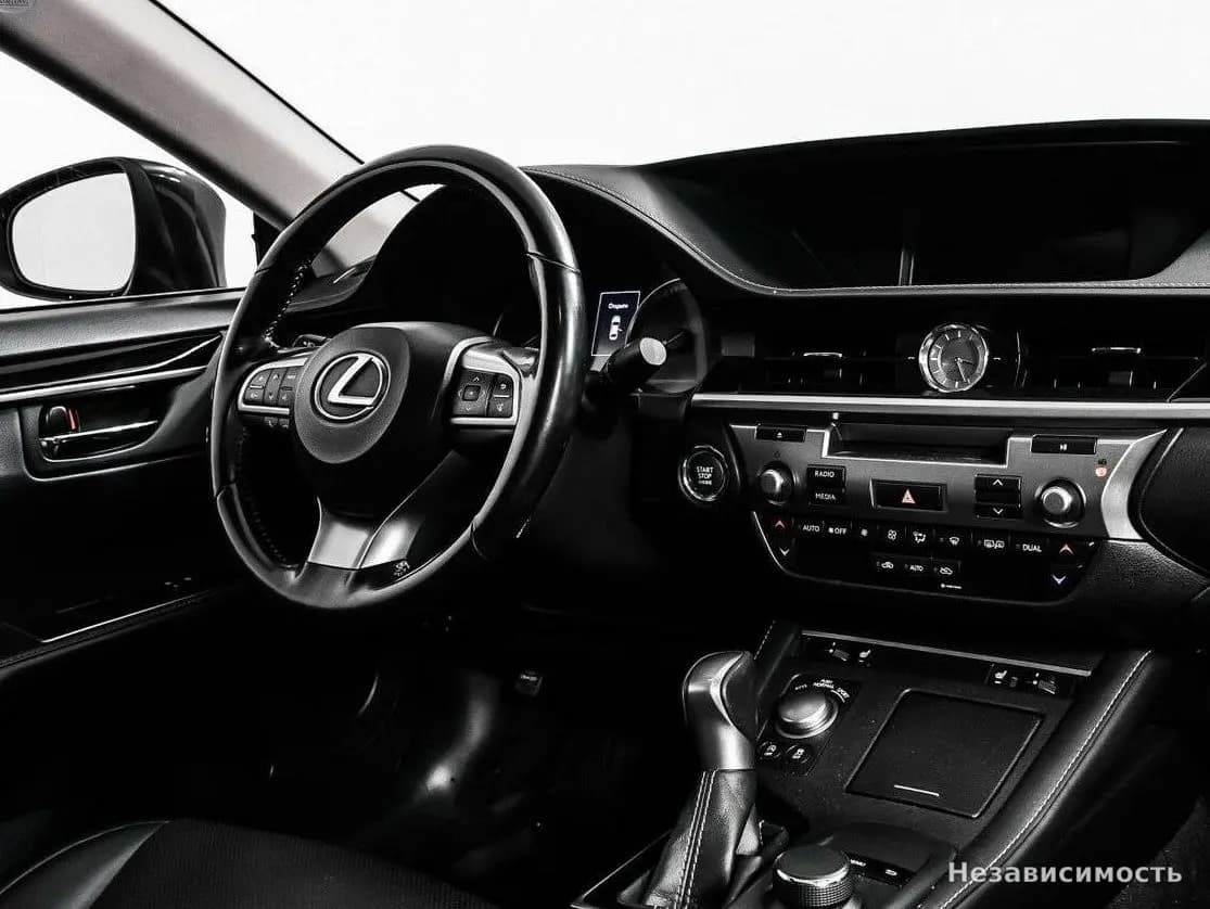 Lexus ES 2016 с пробегом — фото 9