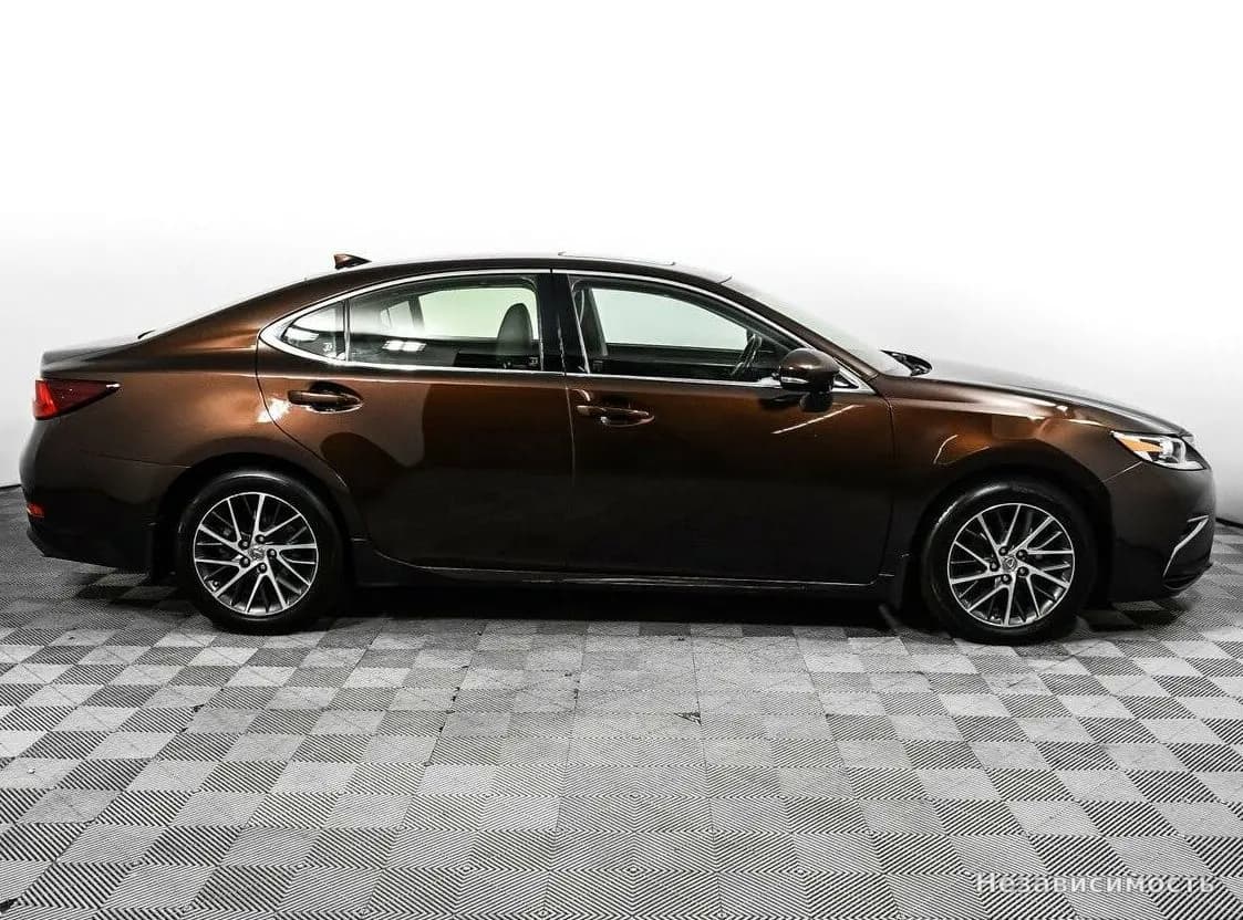 Lexus ES 2016 с пробегом — фото 4