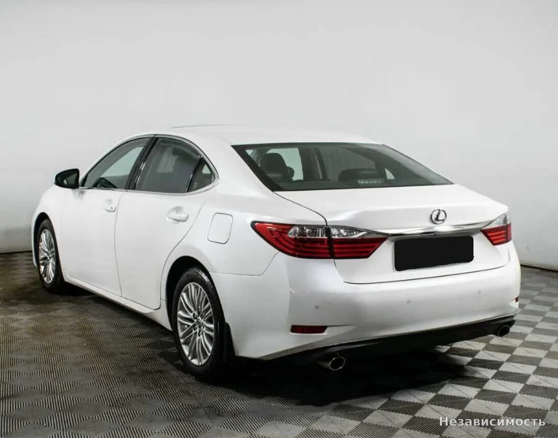 Lexus ES 2014 с пробегом — фото 7