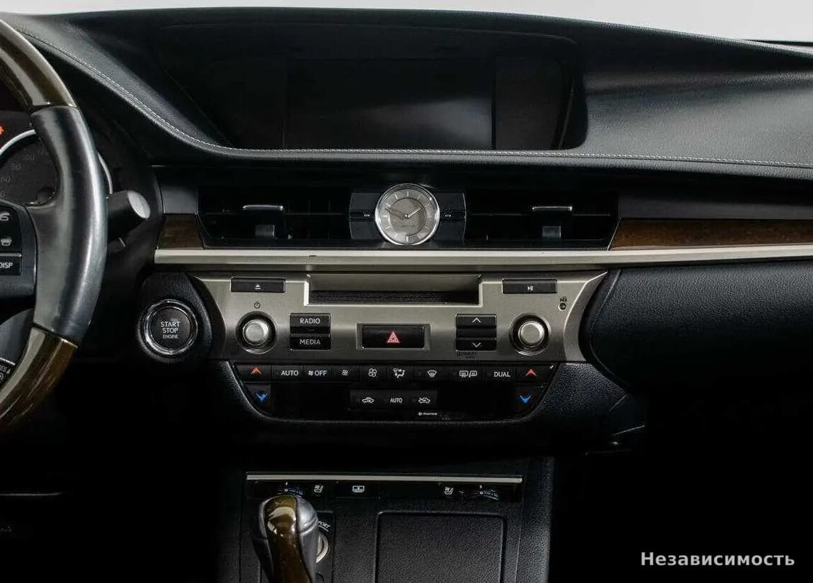 Lexus ES 2014 с пробегом — фото 10