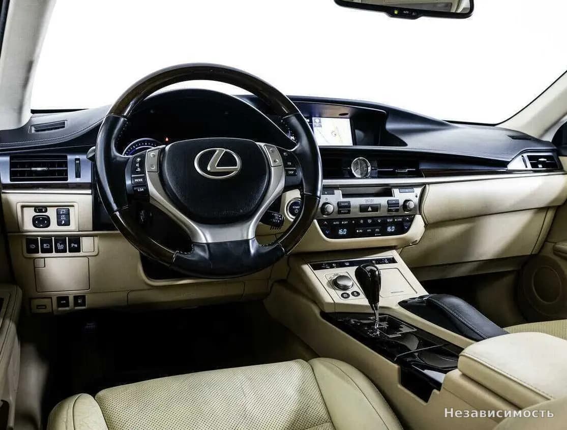 Lexus ES 2014 с пробегом — фото 9