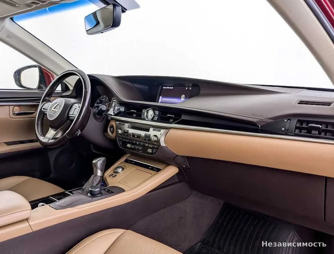Lexus ES 2017 с пробегом — фото 9