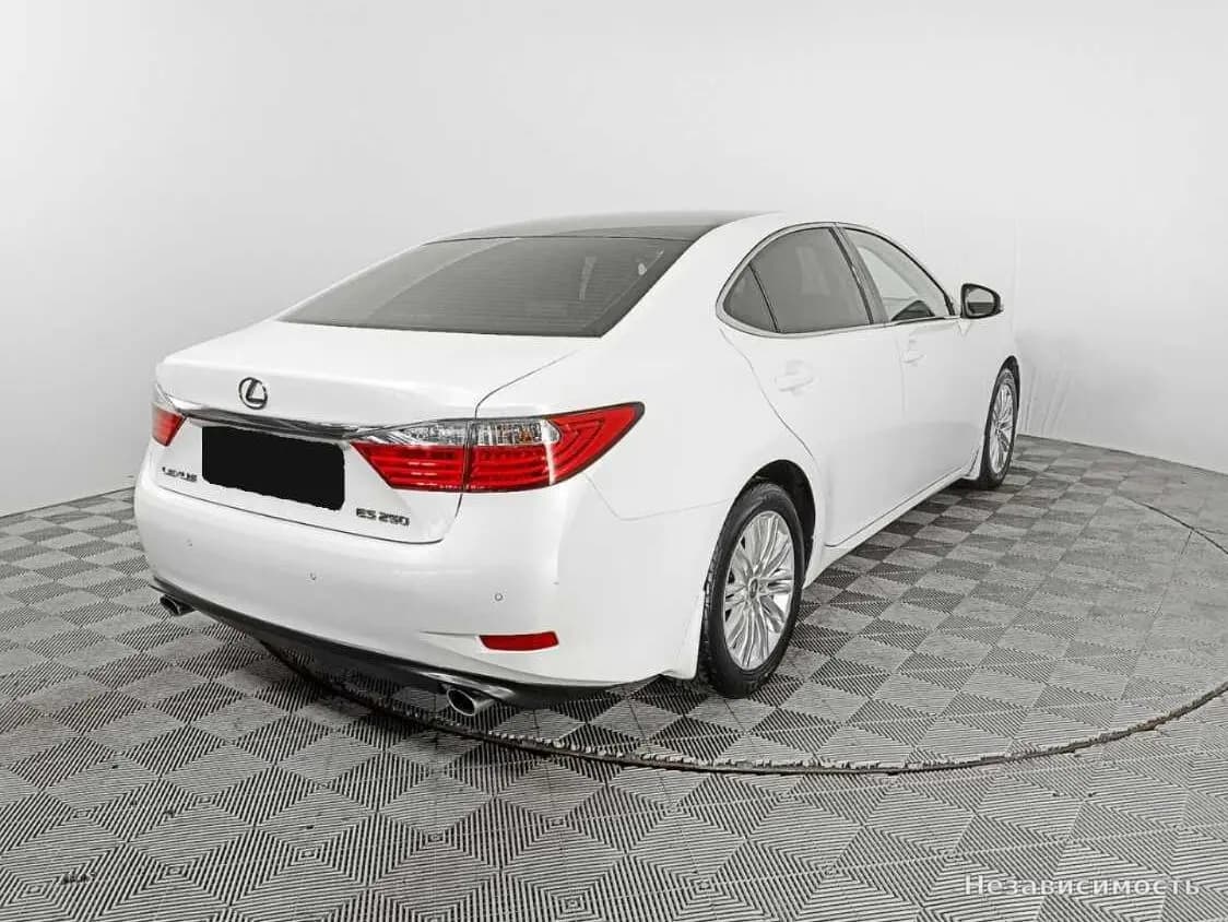 Lexus ES 2015 с пробегом — фото 3