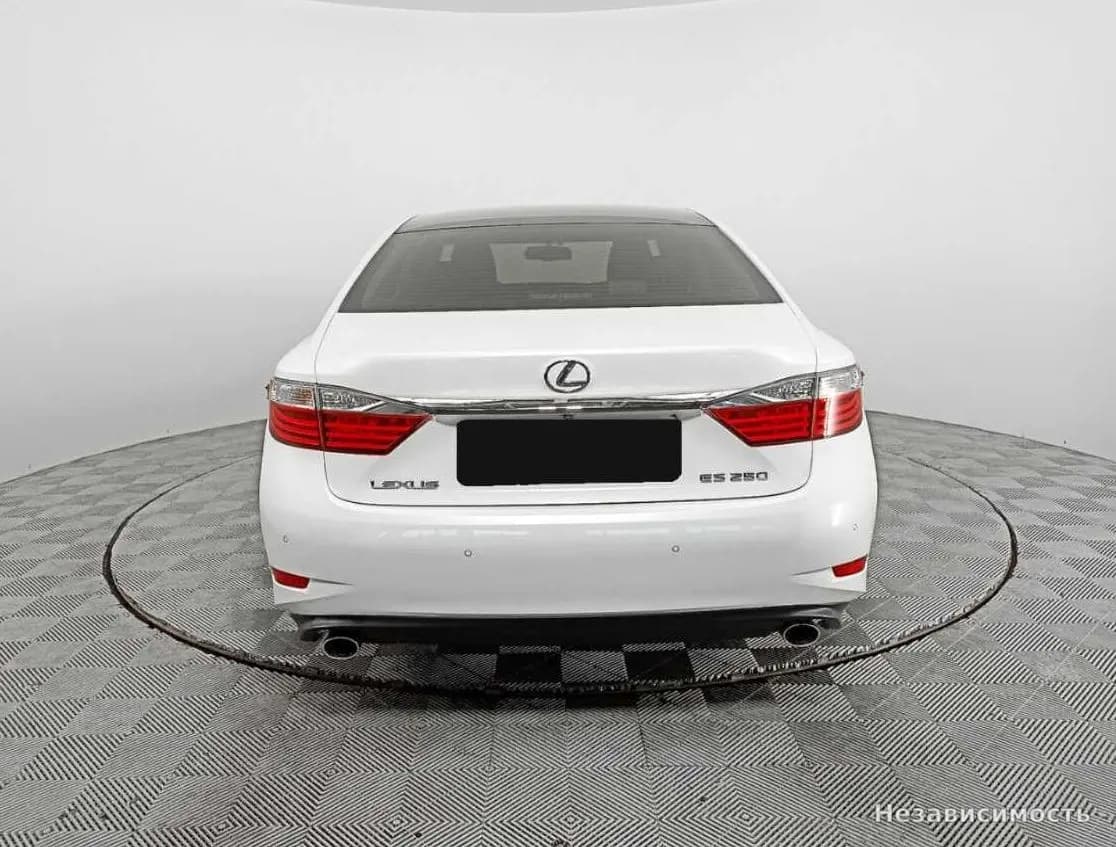 Lexus ES 2015 с пробегом — фото 4