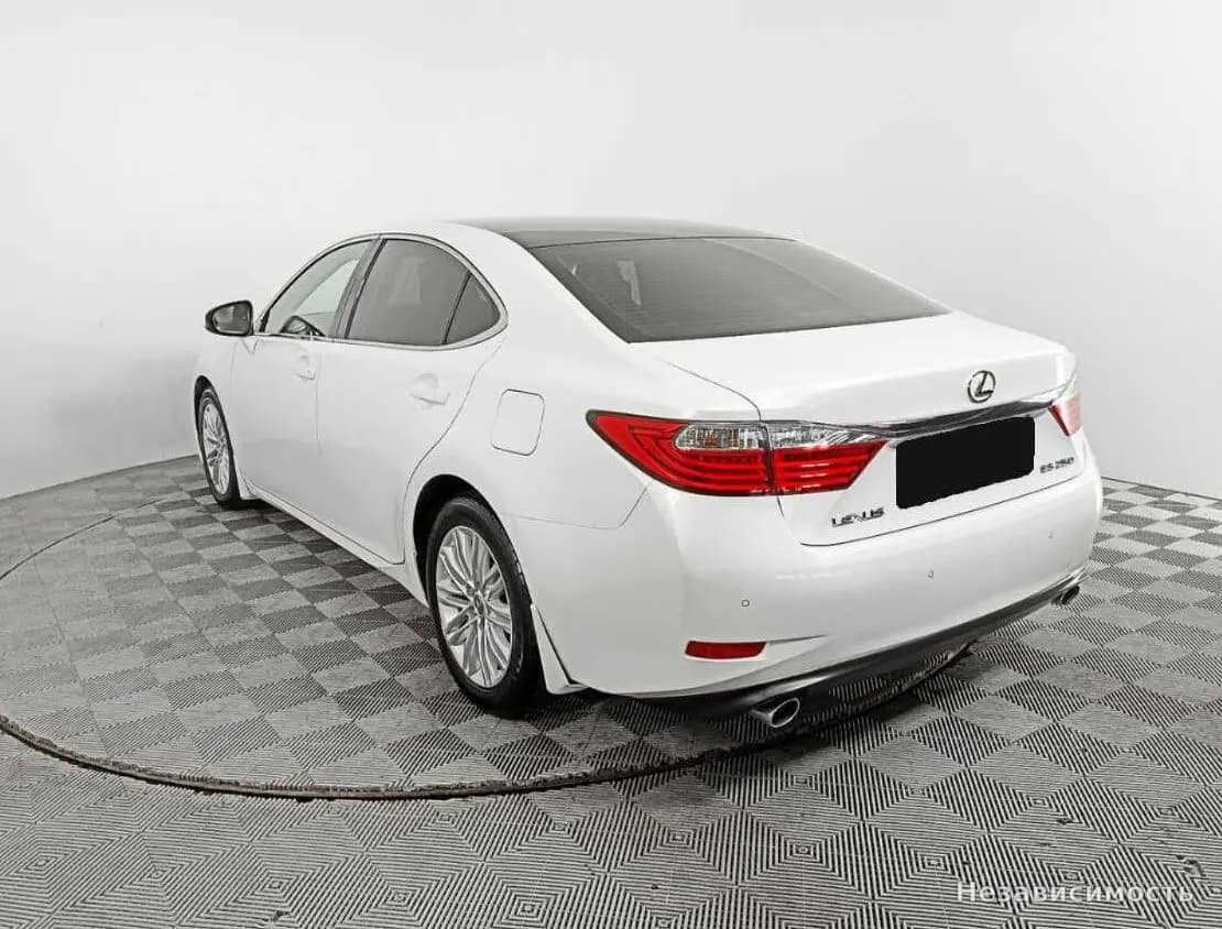 Lexus ES 2015 с пробегом — фото 5