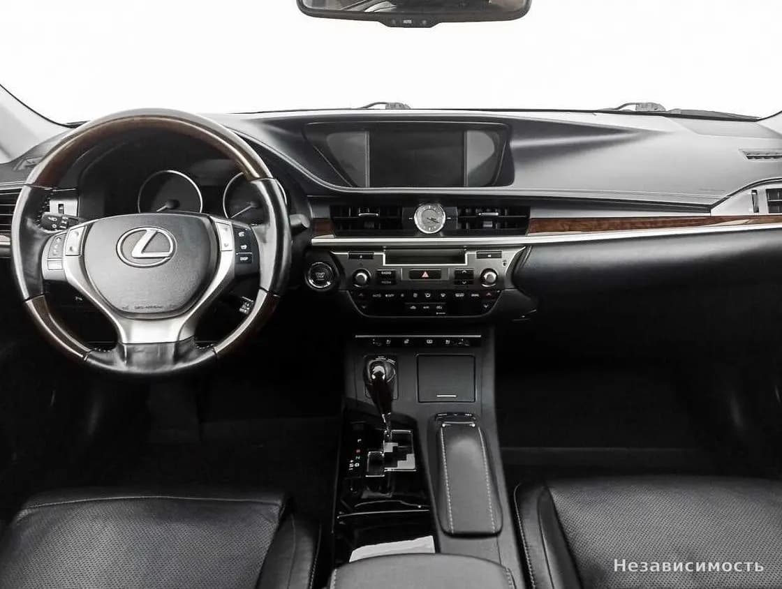 Lexus ES 2015 с пробегом — фото 9