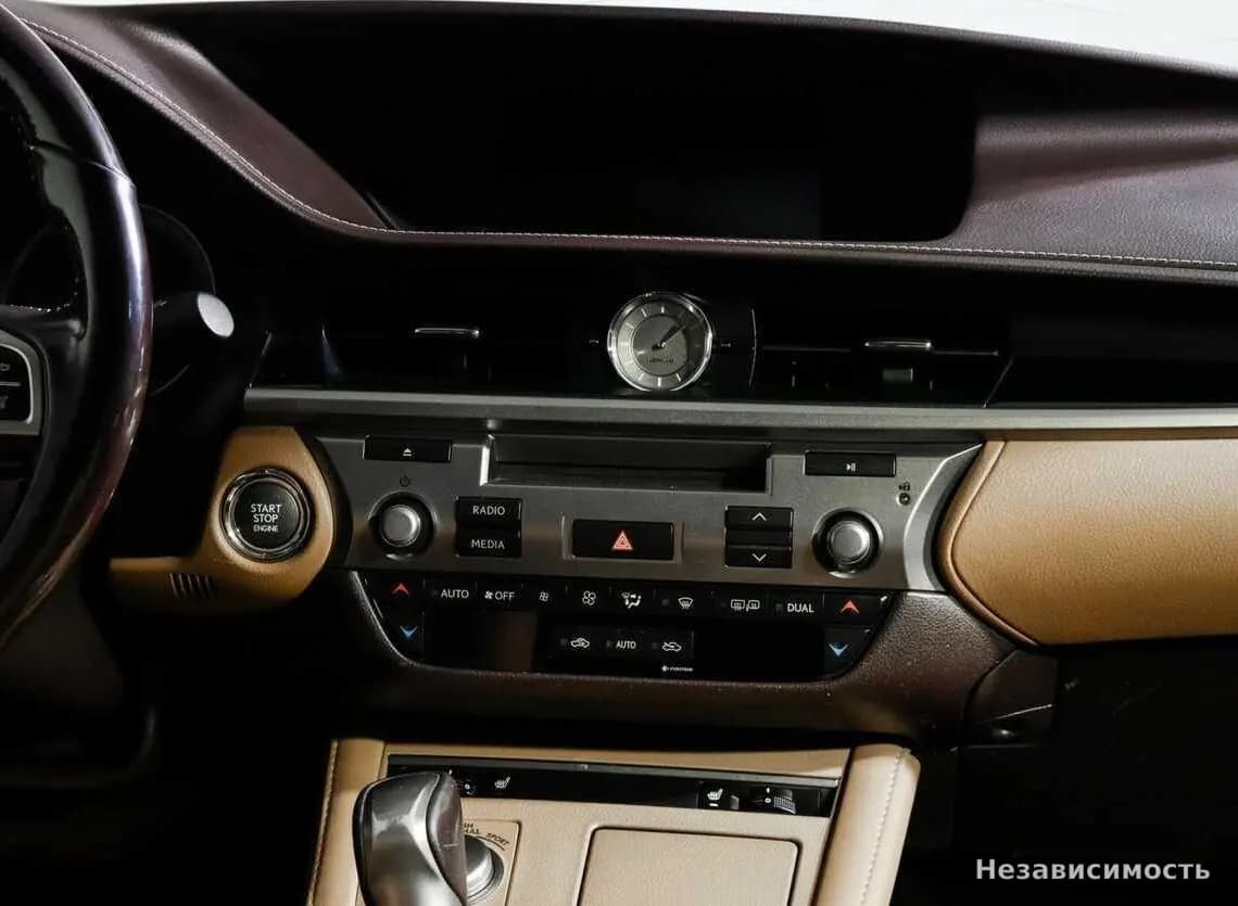 Lexus ES 2017 с пробегом — фото 9