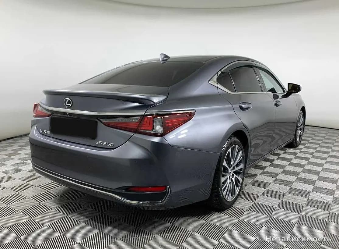 Lexus ES 2018 с пробегом — фото 4