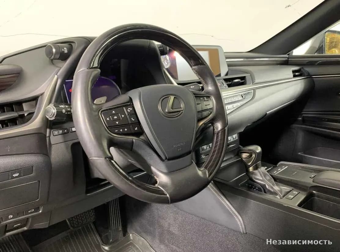 Lexus ES 2018 с пробегом — фото 10