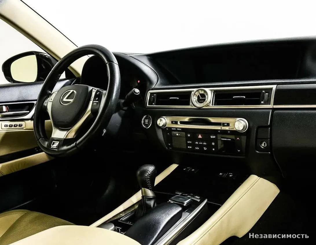 Lexus GS 2014 с пробегом — фото 9