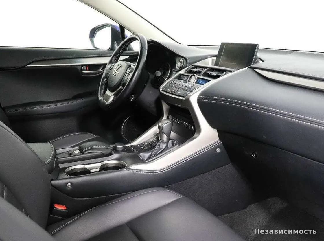 Lexus NX 2015 с пробегом — фото 6