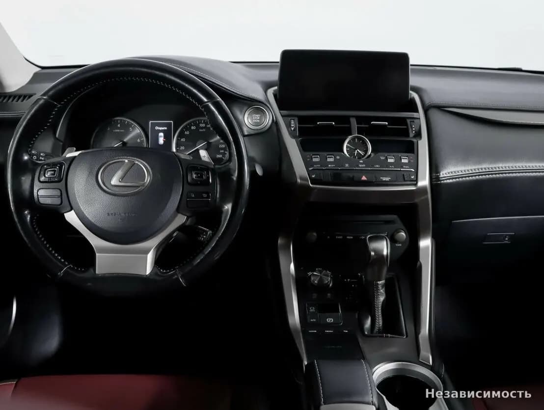 Lexus NX 2017 с пробегом — фото 10