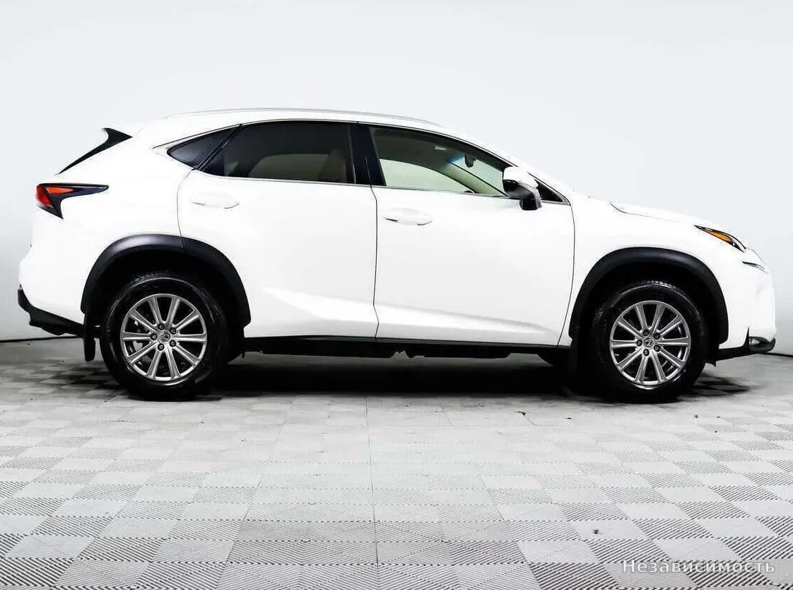 Lexus NX 2015 с пробегом — фото 4
