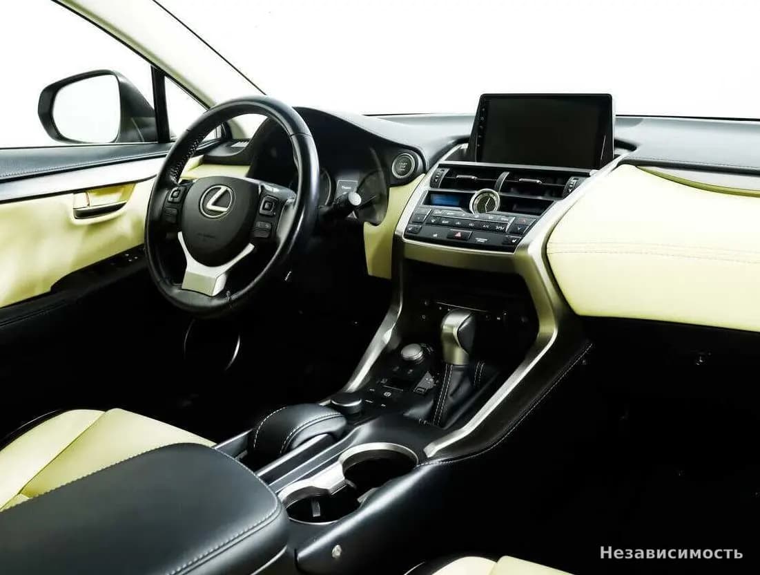 Lexus NX 2015 с пробегом — фото 9
