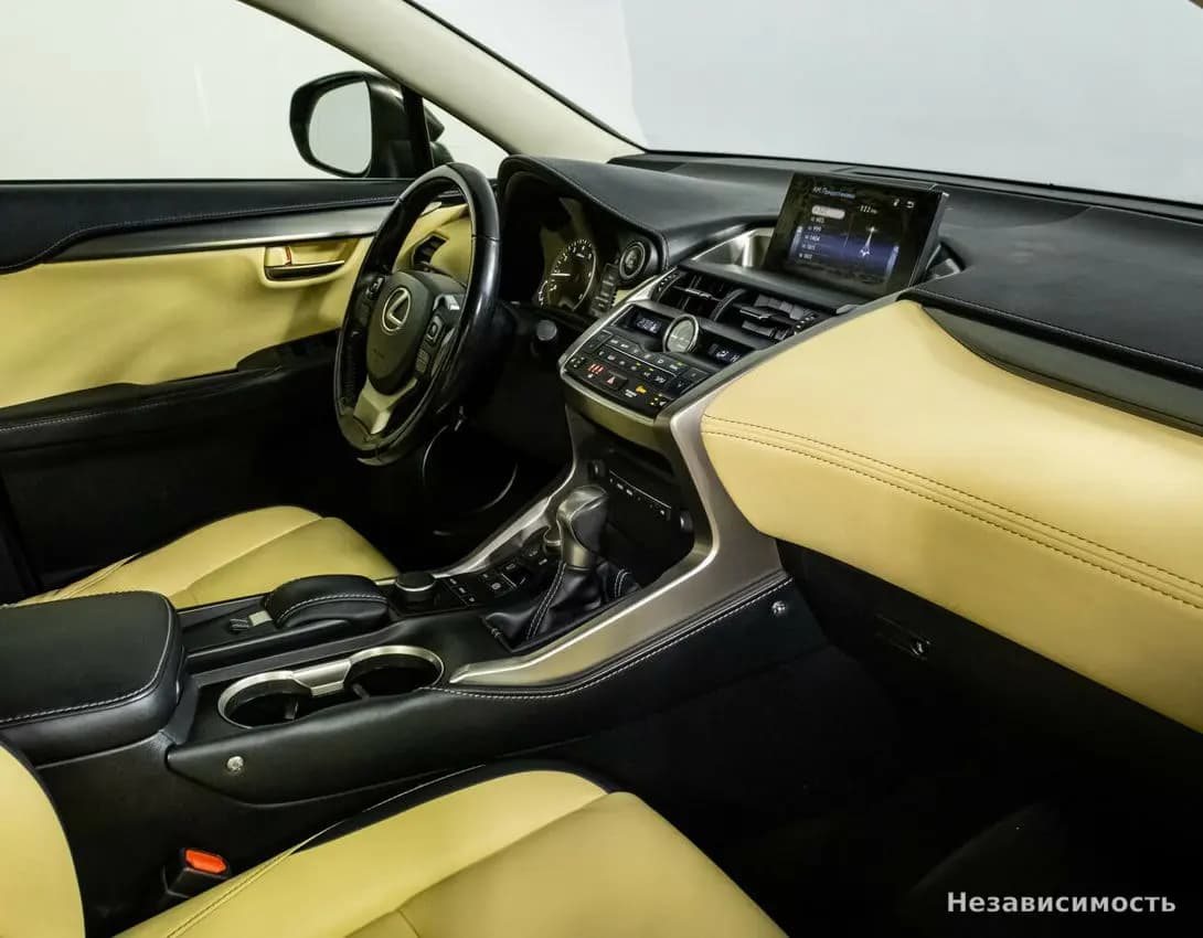 Lexus NX 2015 с пробегом — фото 7