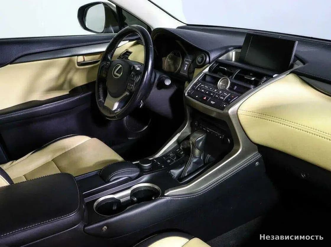 Lexus NX 2015 с пробегом — фото 9