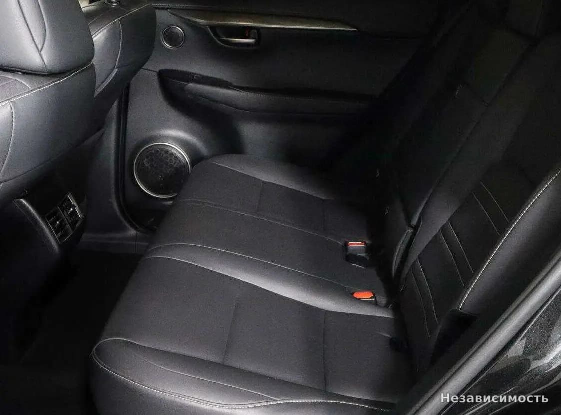 Lexus NX 2017 с пробегом — фото 7