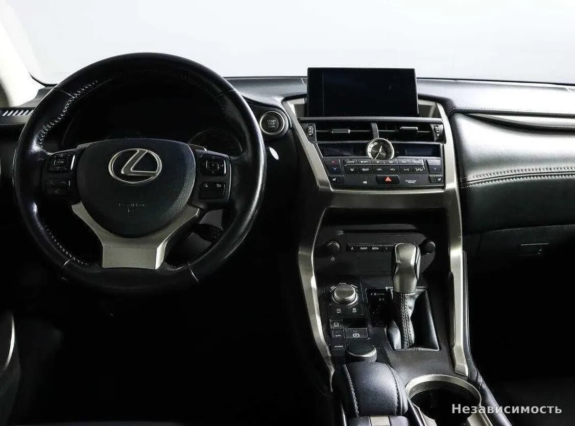 Lexus NX 2015 с пробегом — фото 10
