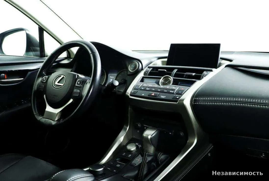 Lexus NX 2016 с пробегом — фото 9