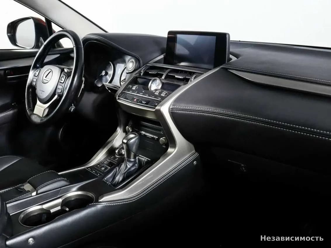 Lexus NX 2018 с пробегом — фото 9