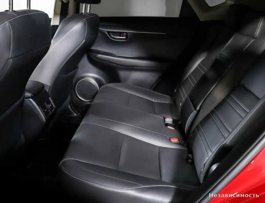 Lexus NX 2018 с пробегом — фото 10