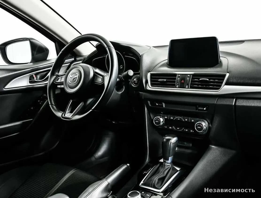 Mazda 3 2018 с пробегом — фото 9