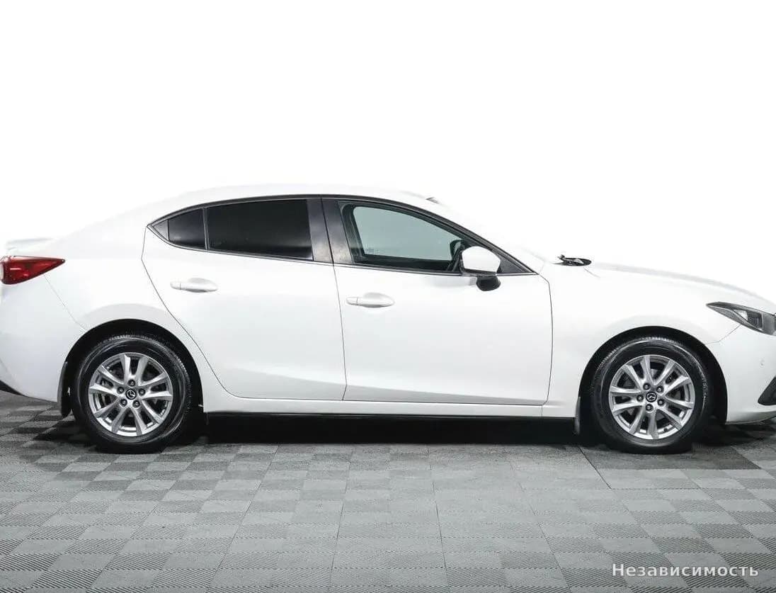 Mazda 3 2016 с пробегом — фото 4