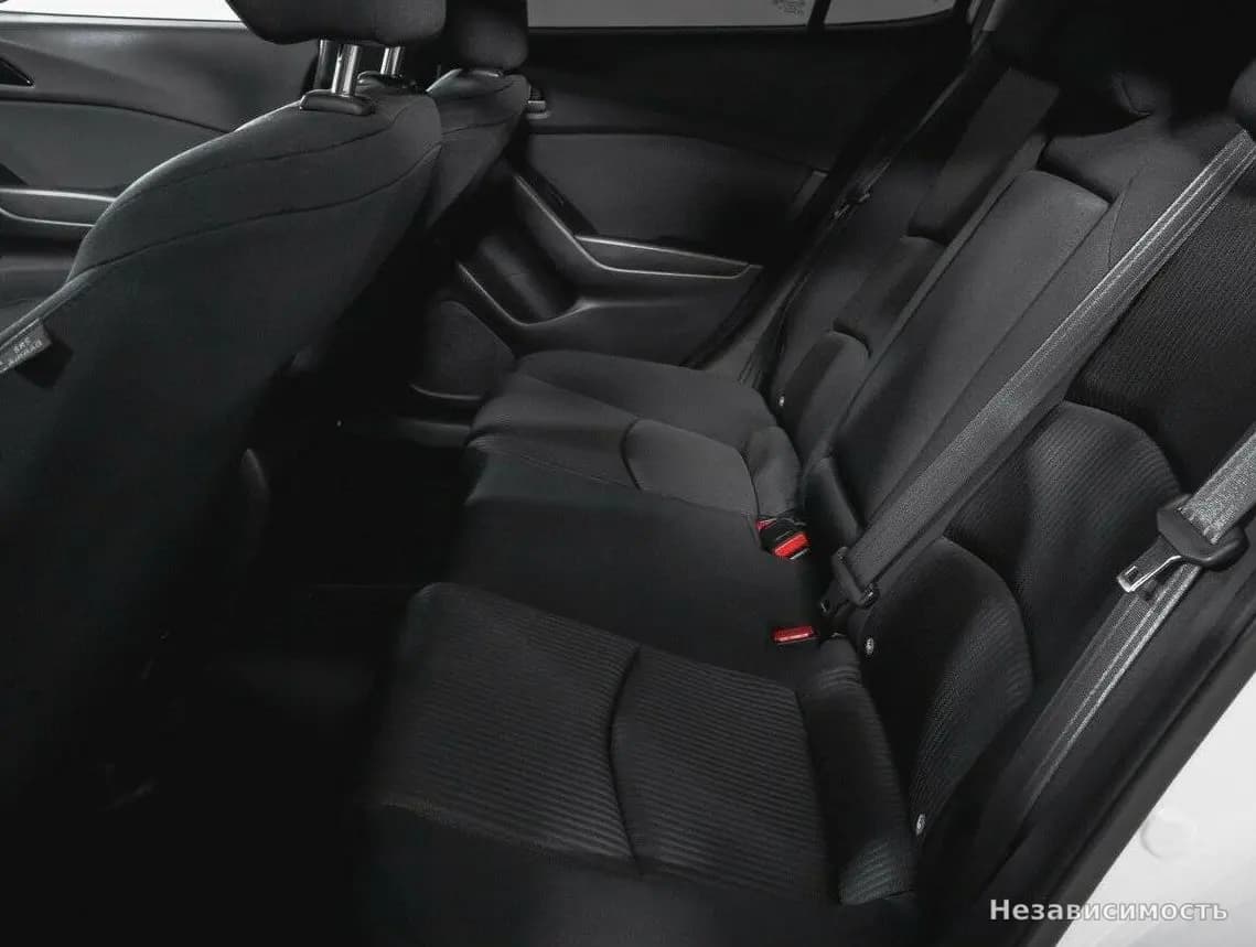 Mazda 3 2016 с пробегом — фото 10