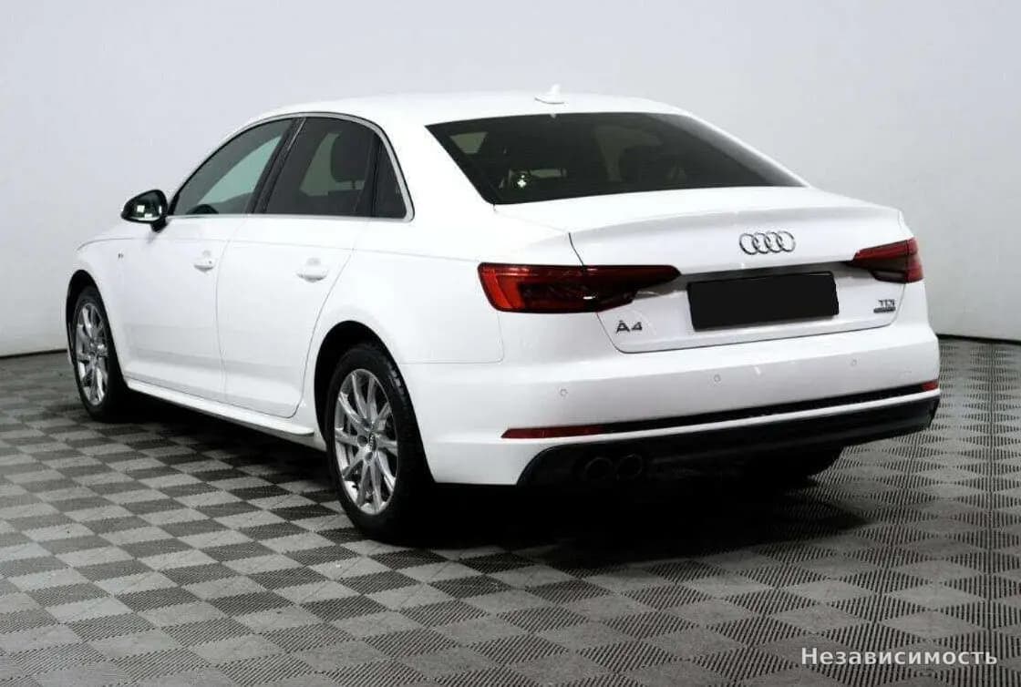 Audi A4 2017 с пробегом — фото 7