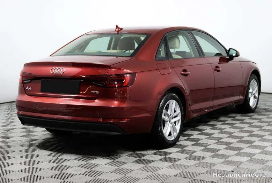 Audi A4 2018 с пробегом — фото 5