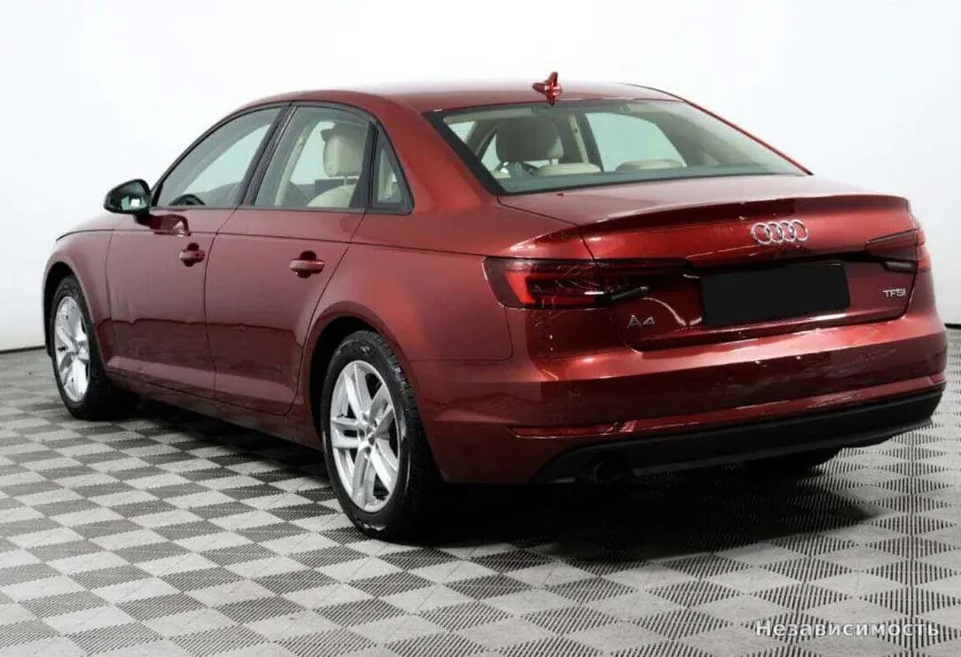 Audi A4 2018 с пробегом — фото 7