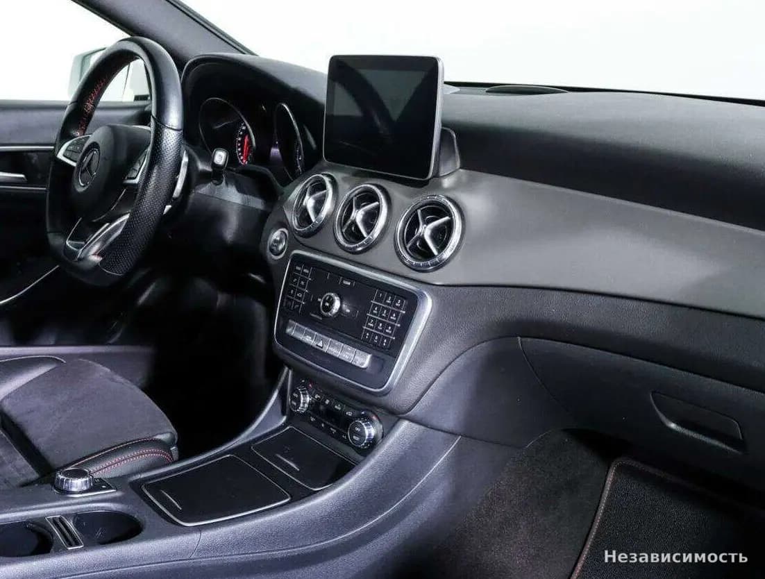 Mercedes-Benz CLA 2018 с пробегом — фото 9