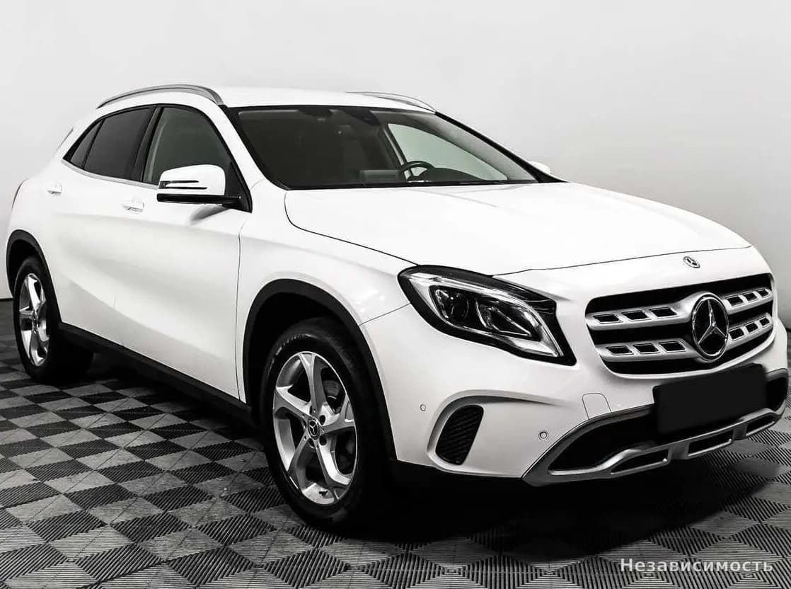 Mercedes-Benz GLA 2018 с пробегом — фото 3