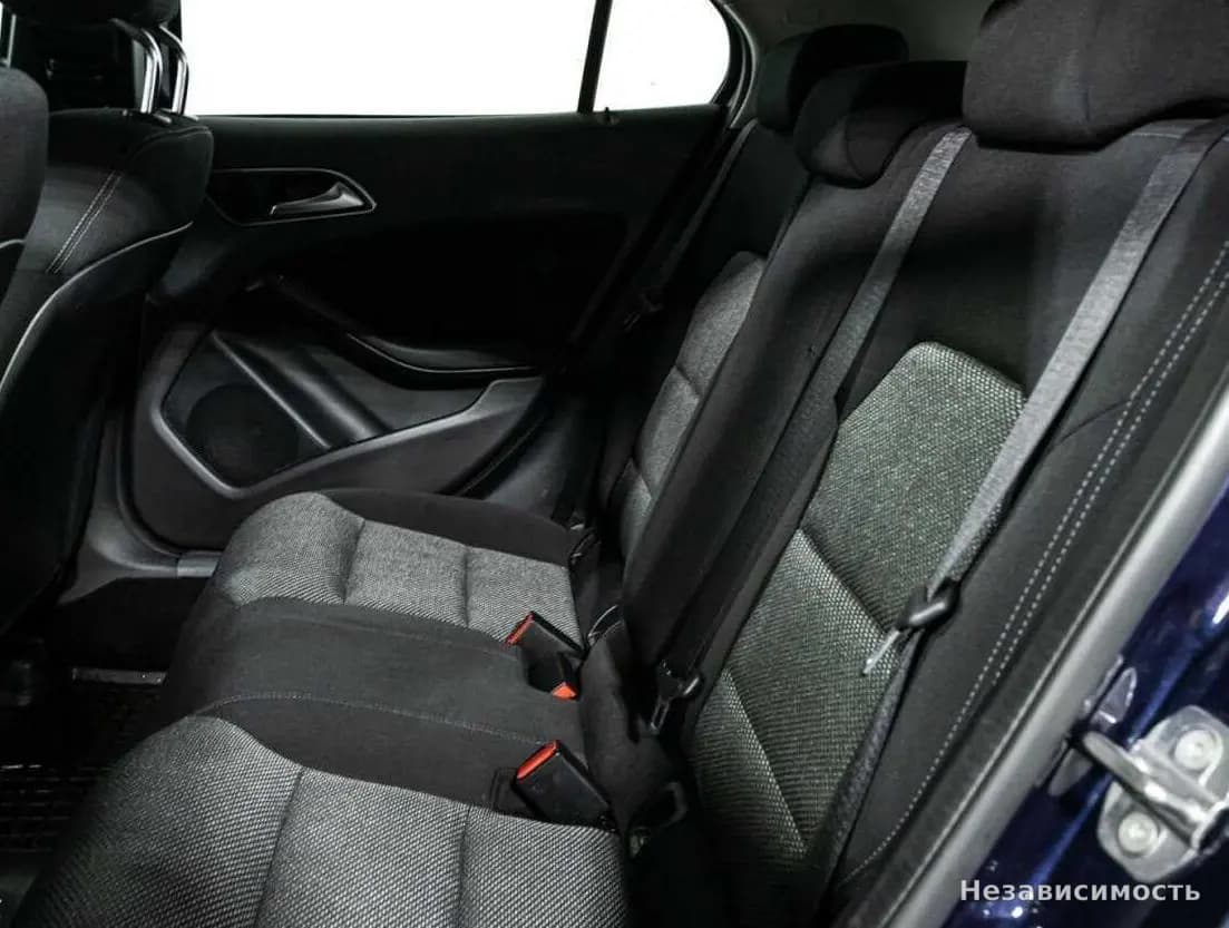 Mercedes-Benz GLA 2017 с пробегом — фото 10