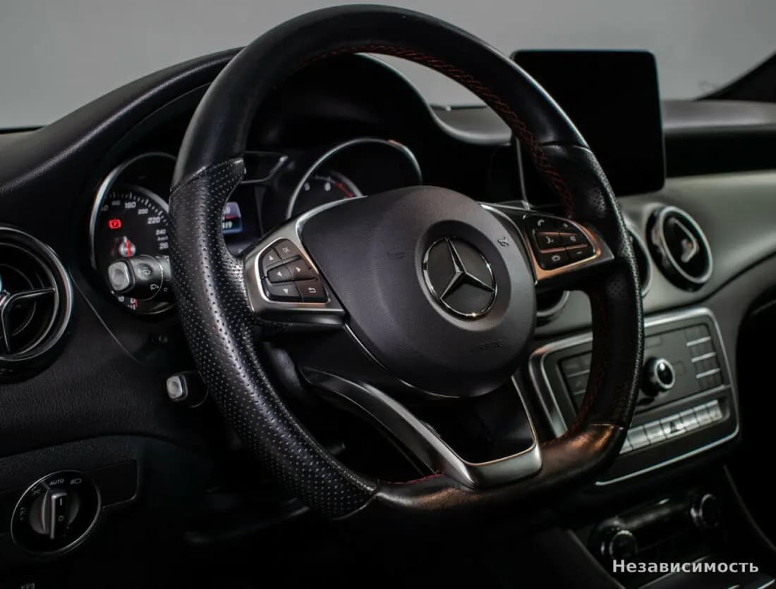 Mercedes-Benz GLA 2019 с пробегом — фото 10