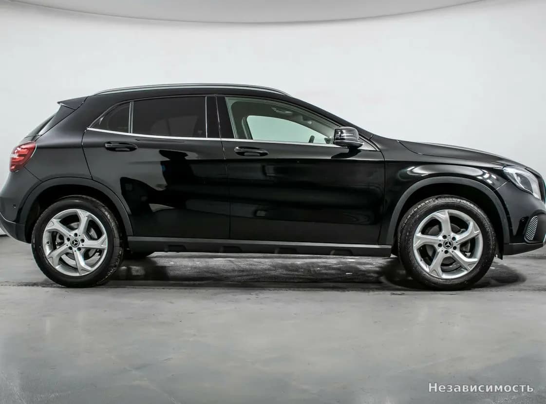 Mercedes-Benz GLA 2018 с пробегом — фото 4