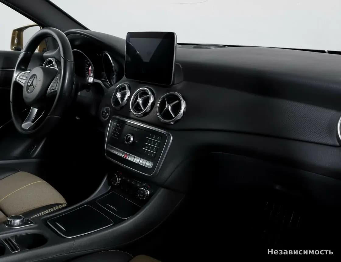 Mercedes-Benz GLA 2017 с пробегом — фото 7