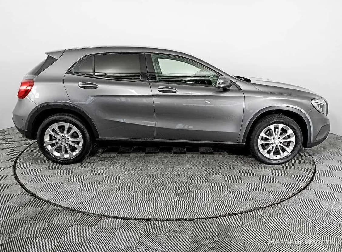 Mercedes-Benz GLA 2015 с пробегом — фото 4