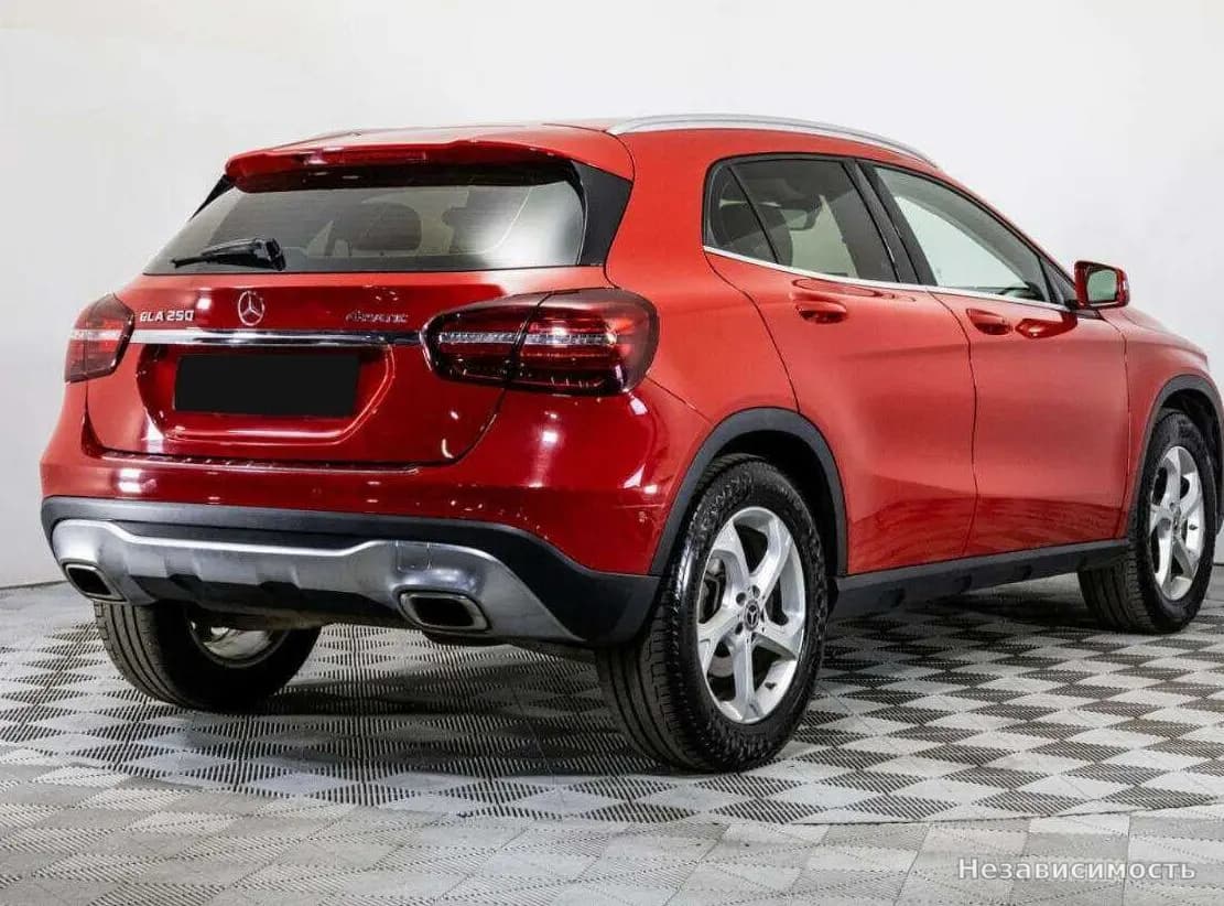 Mercedes-Benz GLA 2017 с пробегом — фото 4