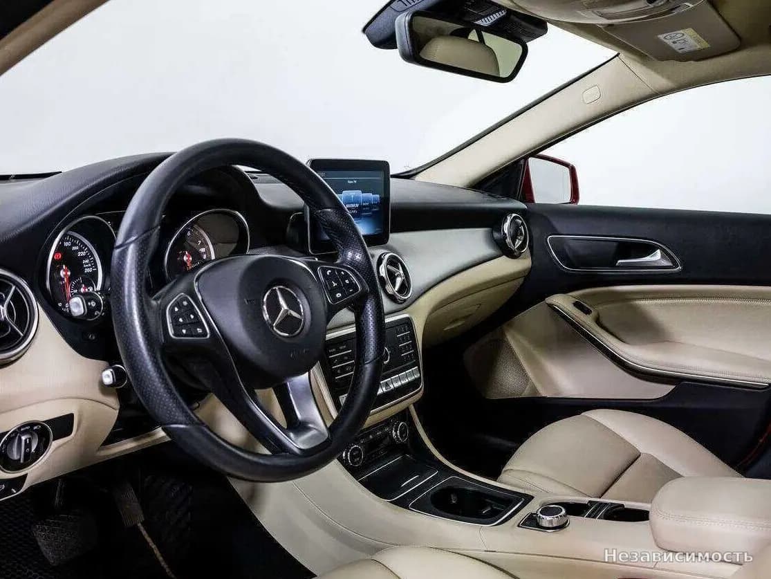 Mercedes-Benz GLA 2017 с пробегом — фото 10