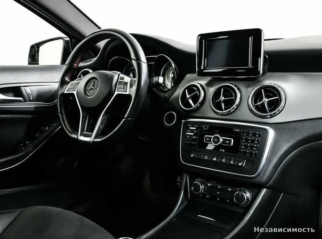 Mercedes-Benz GLA 2015 с пробегом — фото 9