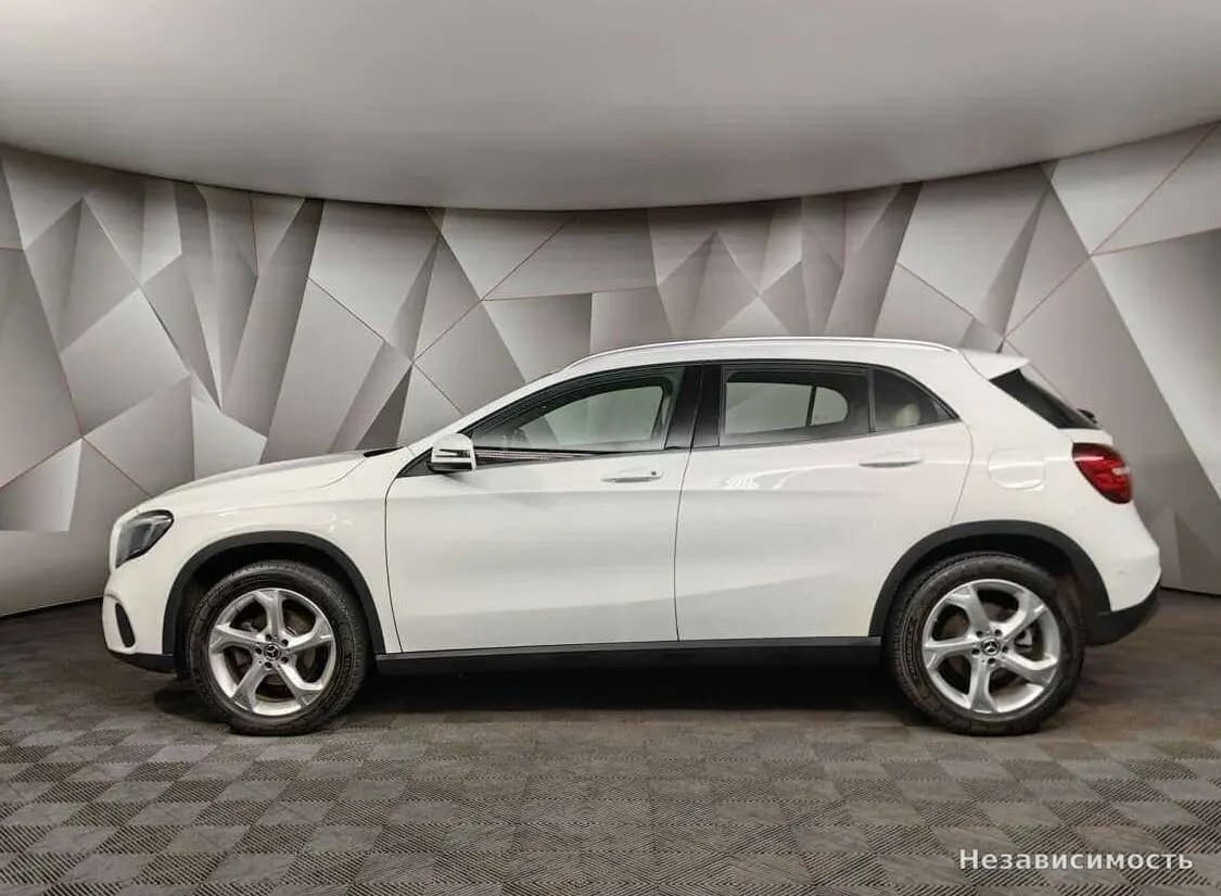 Mercedes-Benz GLA 2019 с пробегом — фото 5