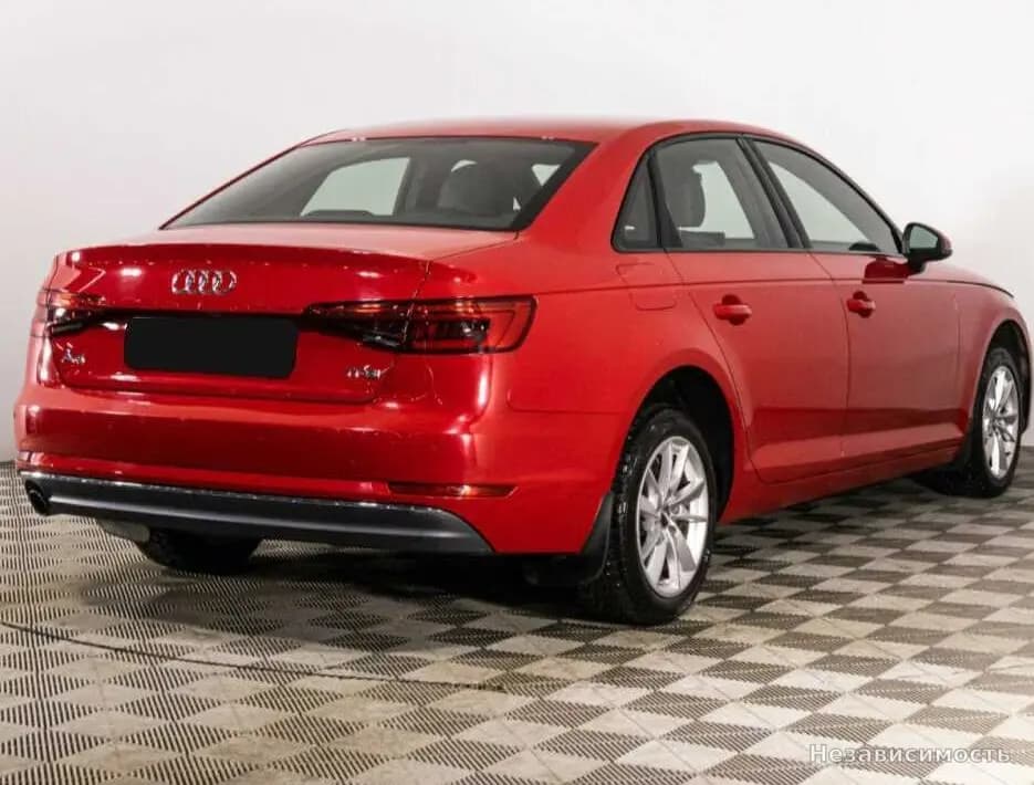 Audi A4 2015 с пробегом — фото 5