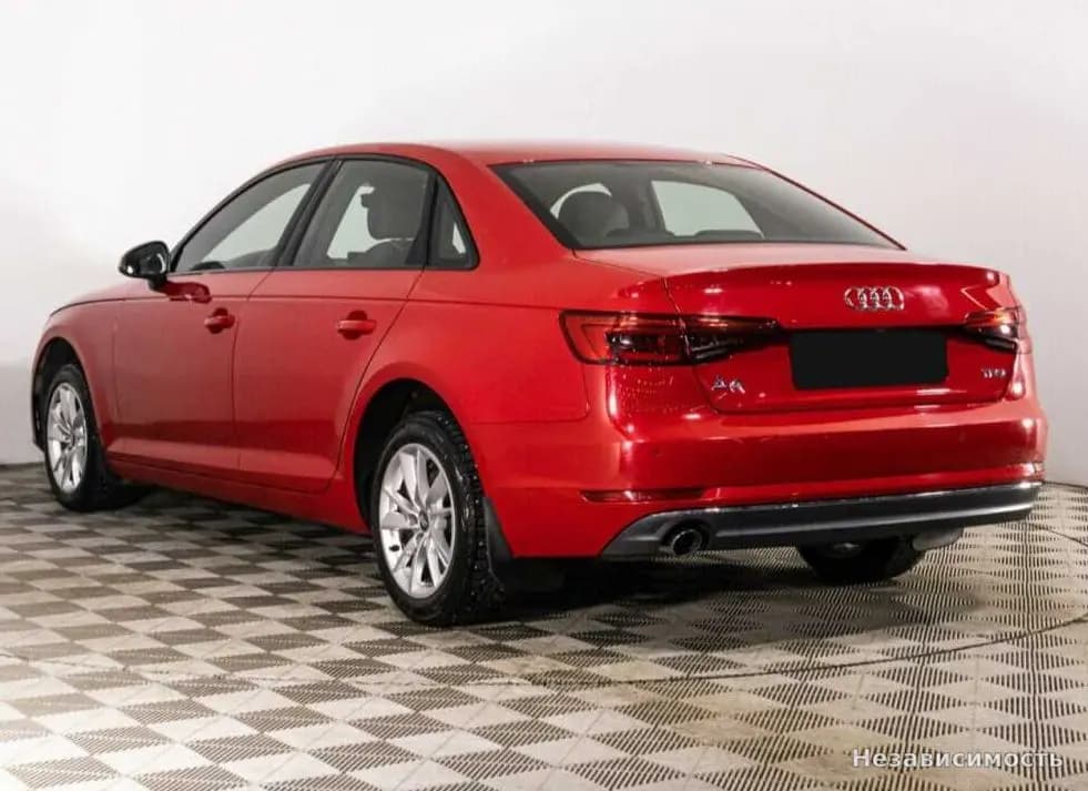 Audi A4 2015 с пробегом — фото 7