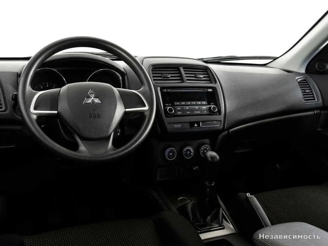 Mitsubishi ASX 2017 с пробегом — фото 9