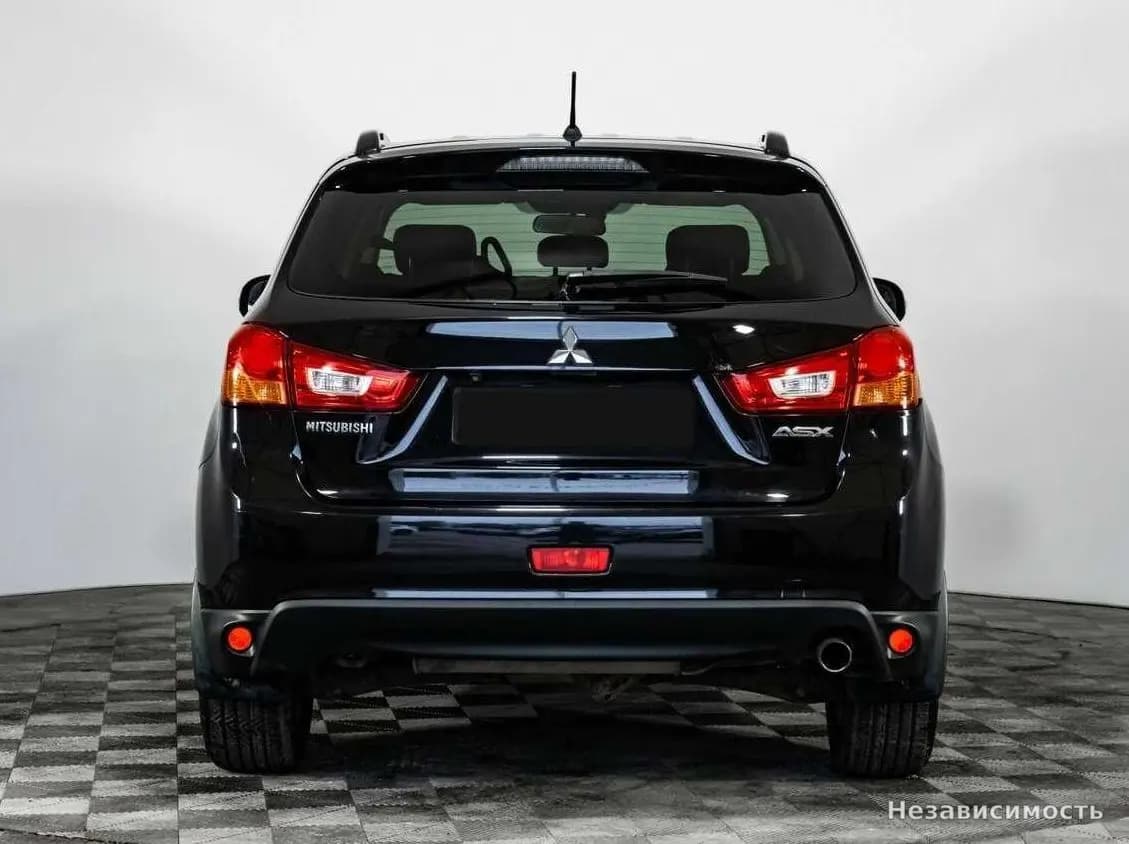 Mitsubishi ASX 2015 с пробегом — фото 5