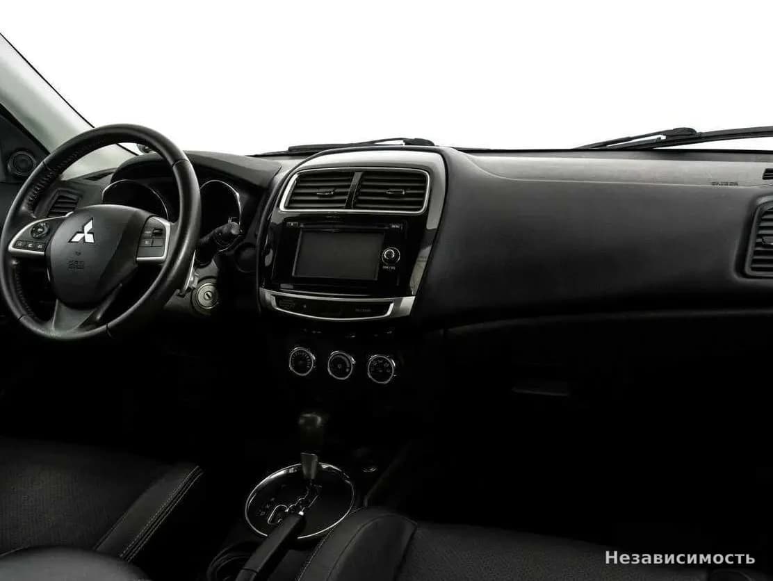 Mitsubishi ASX 2015 с пробегом — фото 7
