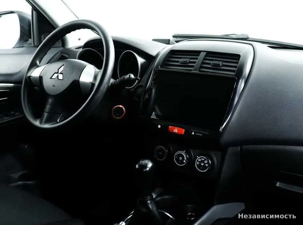 Mitsubishi ASX 2012 с пробегом — фото 9