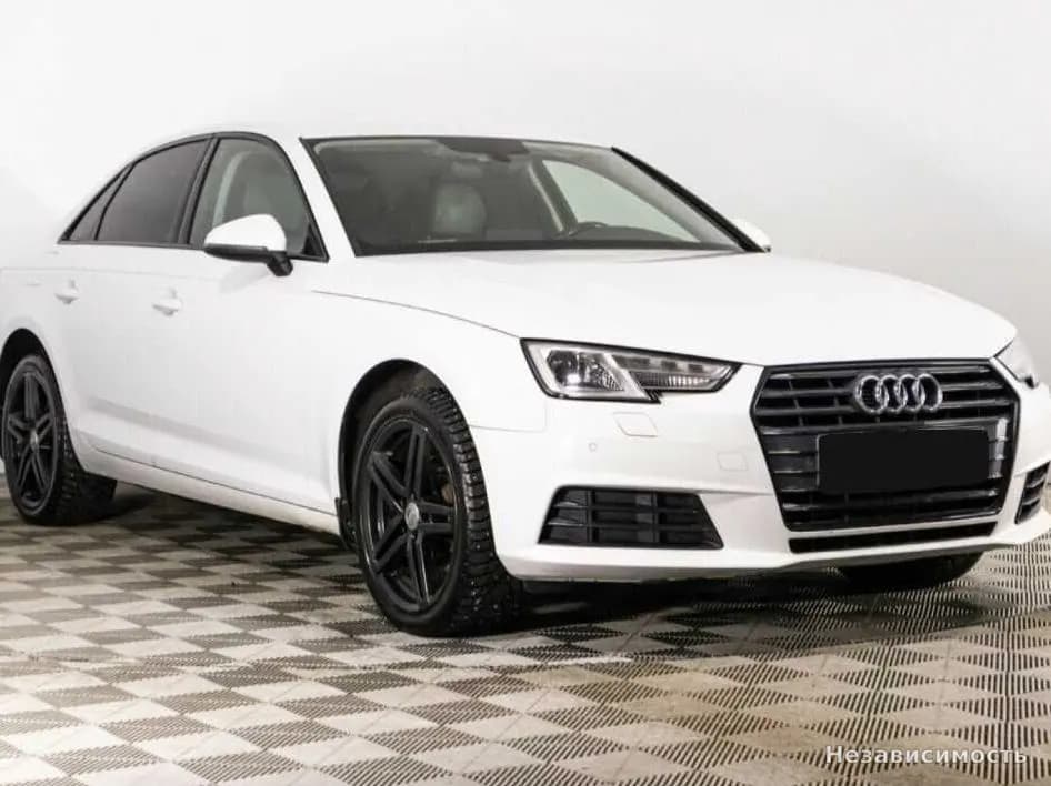 Audi A4 2015 с пробегом — фото 3