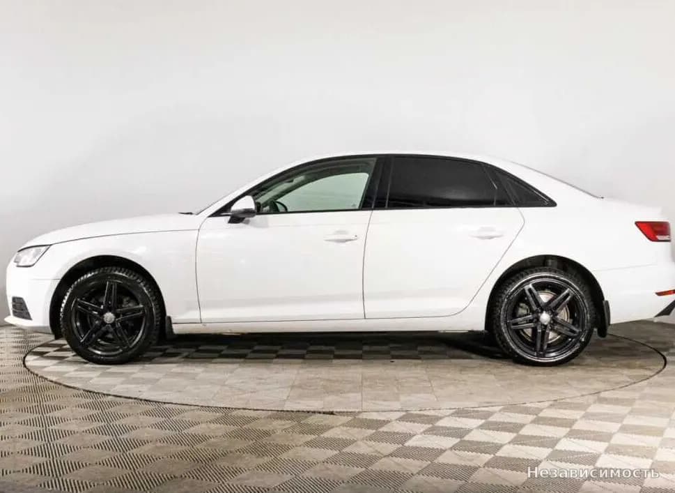 Audi A4 2015 с пробегом — фото 8
